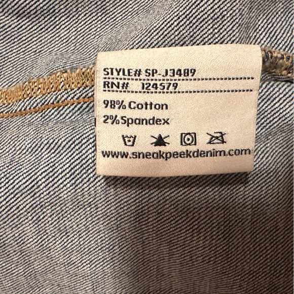 Sneak Peek blue denim jacket, size large, fits like a medium - Picture 7 of 7